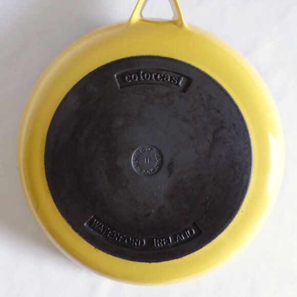 VINTAGE 11” SKILLET WATERFORD IRELAND COLORCAST YELLOW ENAMEL CAST IRON SKILLET - Picture 9 of 15